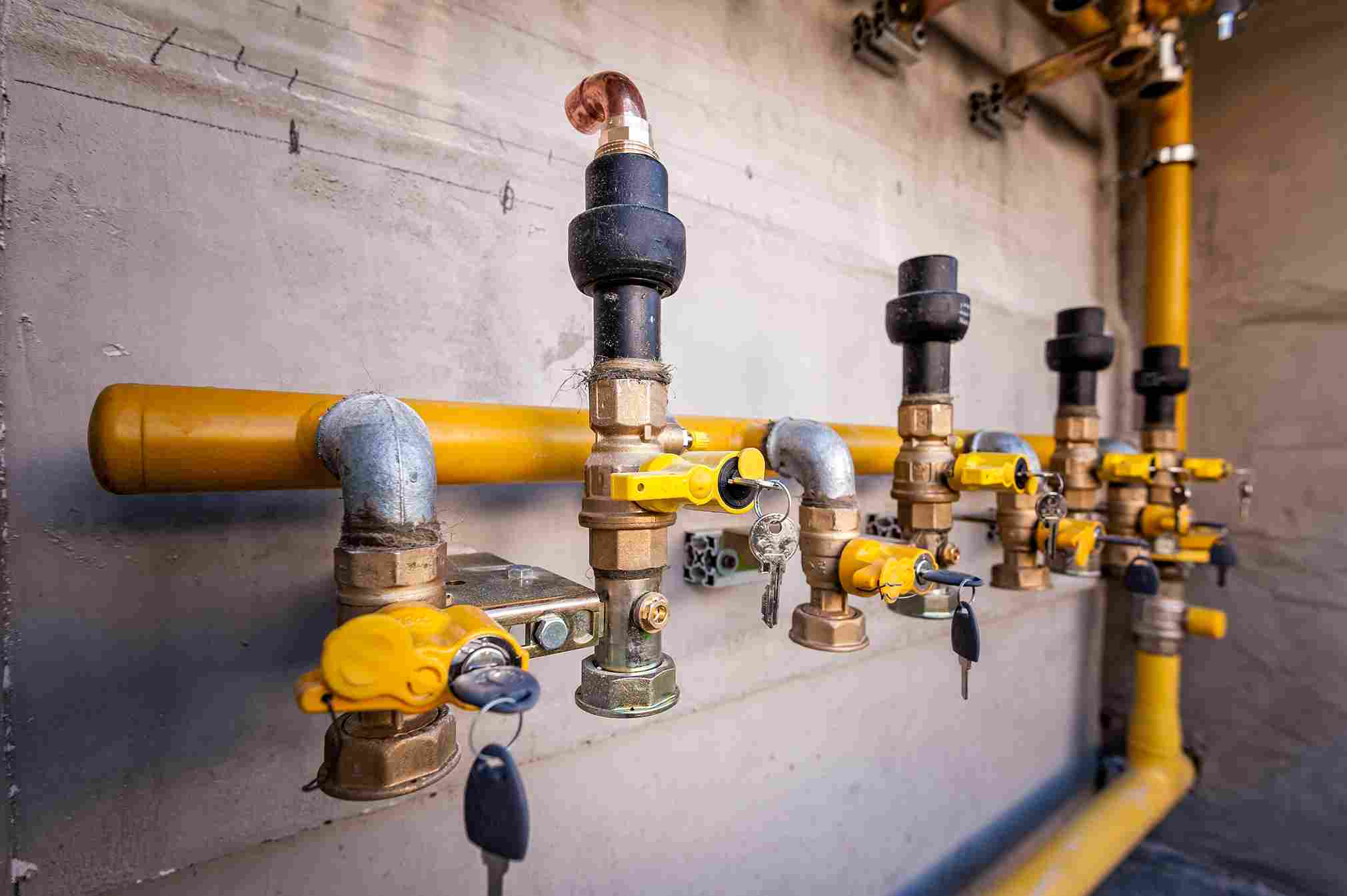 replacing gas line to house